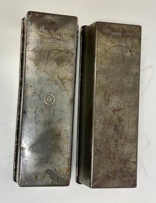 2 Long Loaf Pans Bake King