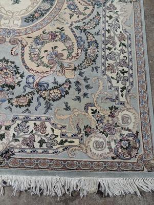 Area Rug Approx 81" x 56"