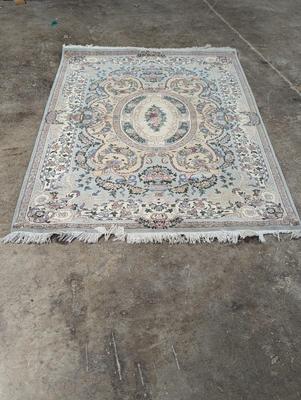 Area Rug Approx 81" x 56"