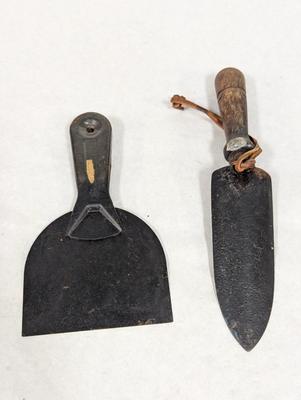 Hand Painted Spade & Mud Blade