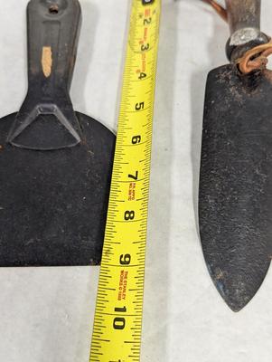 Hand Painted Spade & Mud Blade