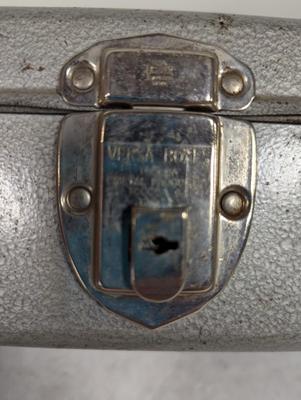 Vintage Meta Versa Box