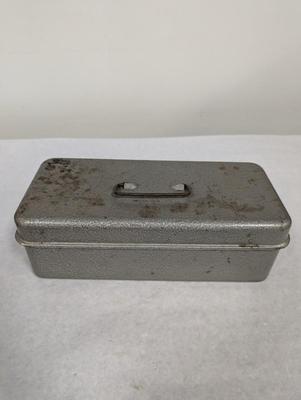 Vintage Meta Versa Box