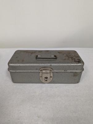 Vintage Meta Versa Box