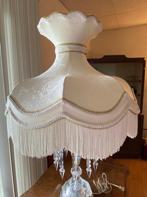 Vintage Italian Handcut Imported Lead Crystal Lamp