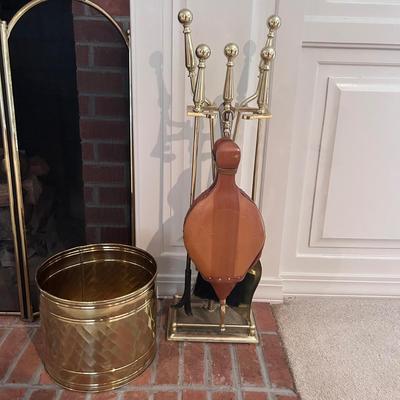 Brass Colored Fireplace Tools (2D-BB)