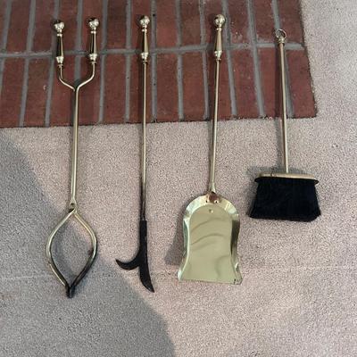 Brass Colored Fireplace Tools (2D-BB)
