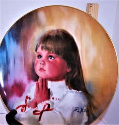 "A Christmas Prayer" by Artist Donald Zolan - Includes: CERTIFICATE OF AUTHENTICITY, Plate #8939, (Large) 10¼" Diameter...