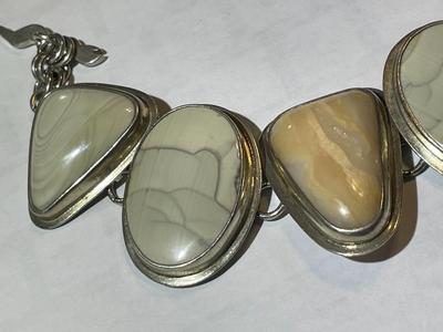 Vintage Sterling Silver Heavy Encased Agate/Stones 7-8.5" Adjustable Bracelet 77.6 Grams TW in Good Preowned Condition.