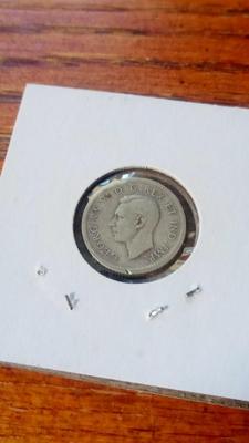 LOT 133 EARLY CANADIAN SILVER DIME