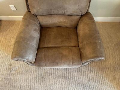 ASHLEY FURNITURE RECLINER