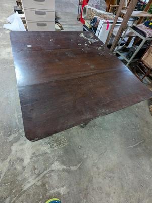 Vintage Drop Leaf Gate-leg Table