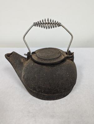 Antique Cast Iron Water Tea Pot Kettle