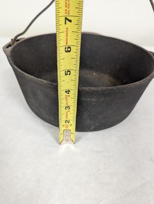 Cast Iron Bean Pot No. 8
