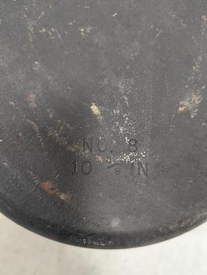Cast Iron Bean Pot No. 8