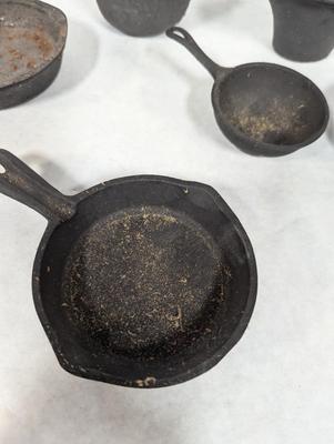 Cast Iron Miniature Pieces