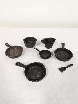 Cast Iron Miniature Pieces