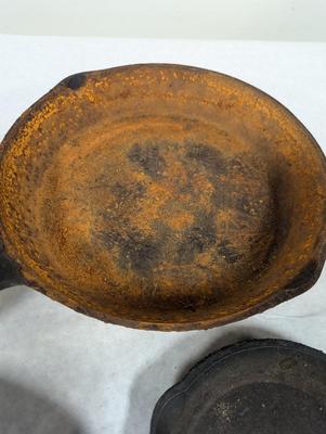 Cast Iron Skillets