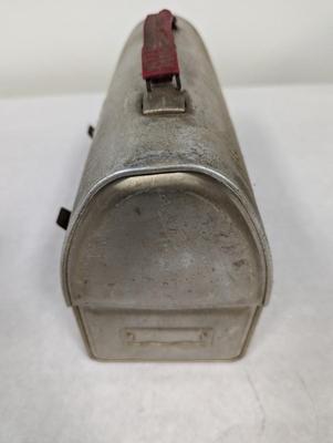 Vintage Aluminum Victory Lunchbox With Aladdin Economy Thermos