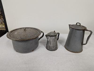 Graniteware Coffee Pots & Cooker