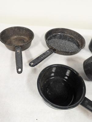 Black Enamelware Pots & Pans