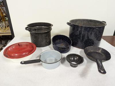Black Enamelware Pots & Pans