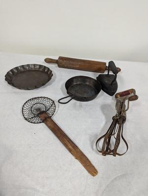 Antique Kitchen Utensils