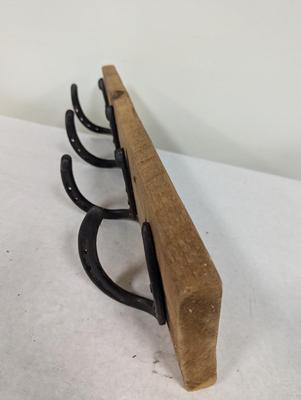 Horseshoe Wall Coat Rack