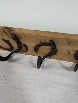 Horseshoe Wall Coat Rack