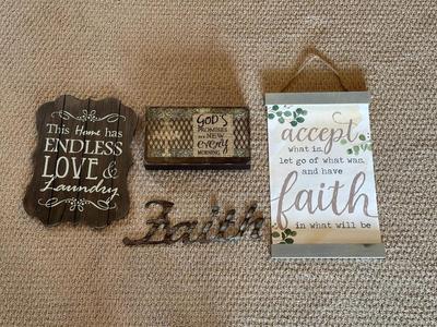 WALL DECOR WITH WORDS