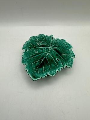 Wedgewood Majolica Footed Leaf Trinket Dish