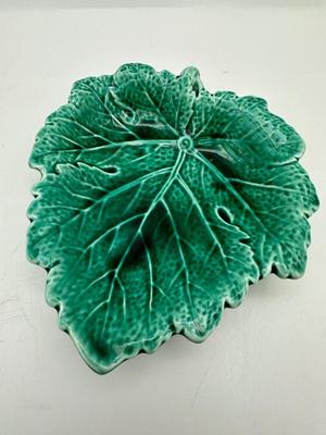 Wedgewood Majolica Footed Leaf Trinket Dish