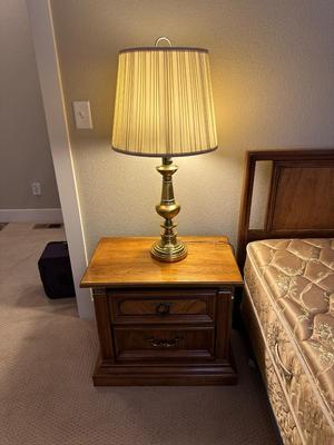 QUEEN SIZE BED WITH HEADBOARD AND FRAME, NIGHT STAND W/LAMP