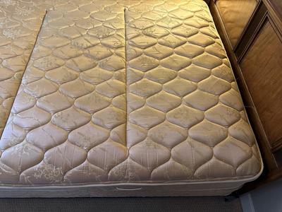 QUEEN SIZE BED WITH HEADBOARD AND FRAME, NIGHT STAND W/LAMP