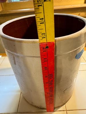 Vintange USA #4 Crock with Wood Lid