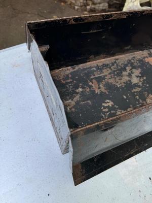Vintage Simmons Metal Tool Box