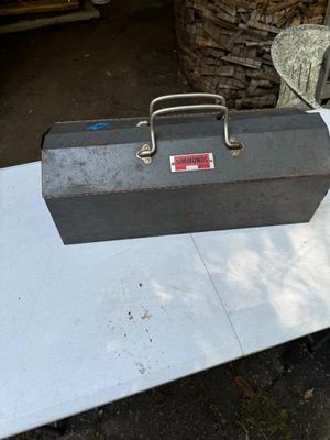Vintage Simmons Metal Tool Box