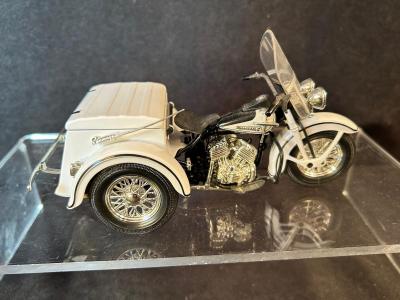 Lot 15. Die Cast Replica Bank