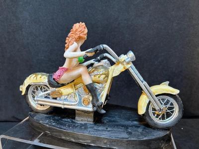 Lot 17. Resin Sculpture
