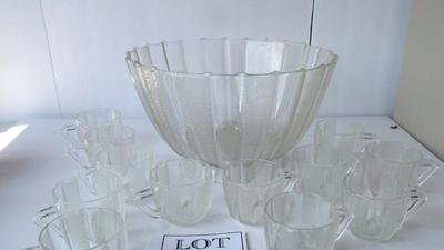 Vintage Jeanette Dewdrop Pattern Large Punch Bowl and Cup Set