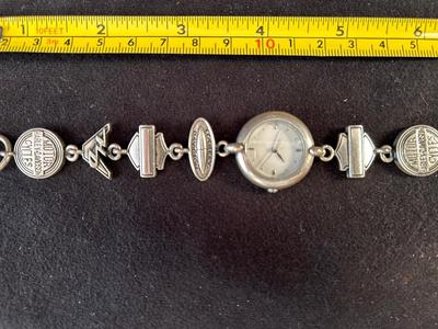 Lot 60. Ladies' Watch