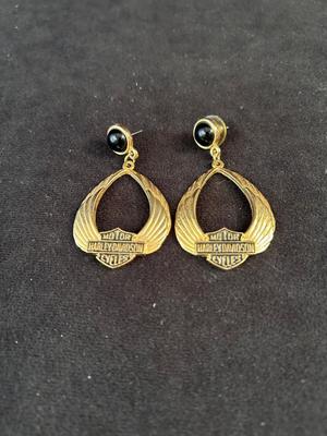Lot 62. Earrings