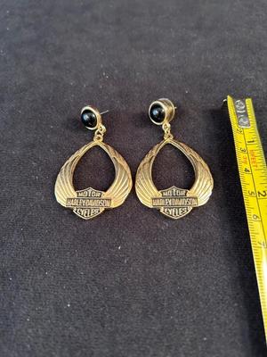 Lot 62. Earrings