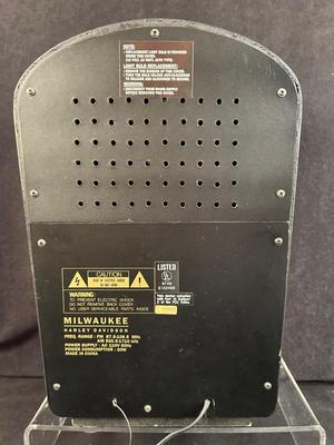 Lot 65 Vintage Clock Radio Lamp