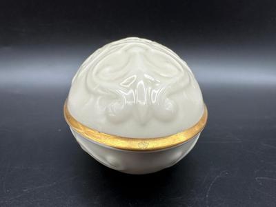 LENOX Egg Celtic Style Trinket Box Ivory With 24K Gold Trim