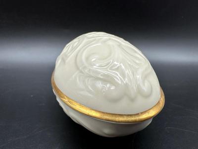 LENOX Egg Celtic Style Trinket Box Ivory With 24K Gold Trim