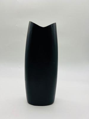 TOYO & Pottery Vase