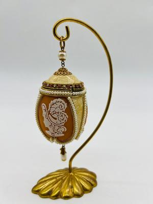 Vintage Kingspoint Designs 3 Cameo Goose Egg Trinket Box