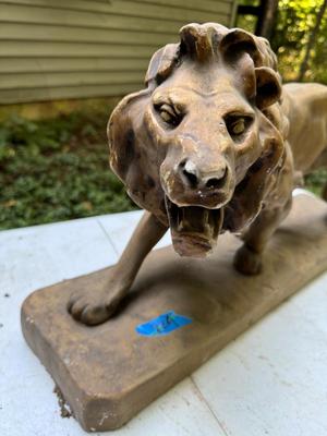 Plaster Lion Statue #224