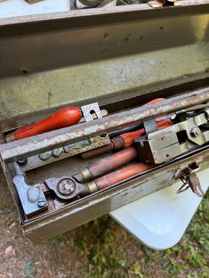 Gunsmithing Bullet Smelting Pot and Molds, Supplies #233